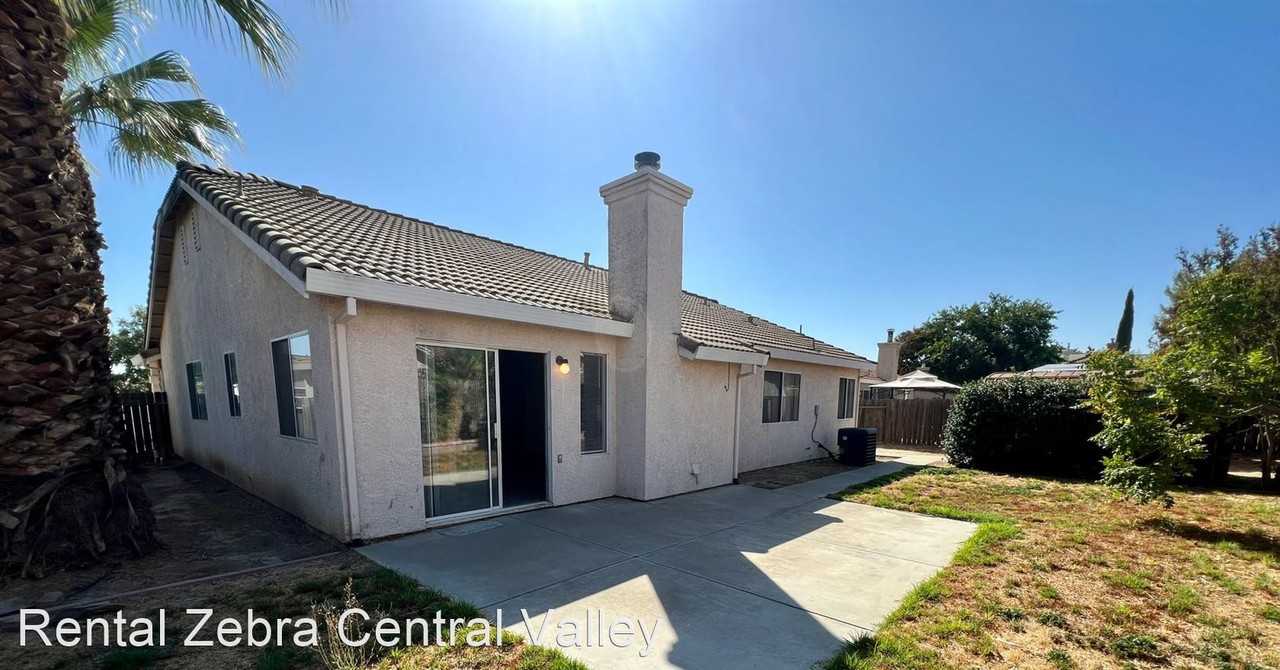 1209 Duck Blind Cir - Photo 3 of 26