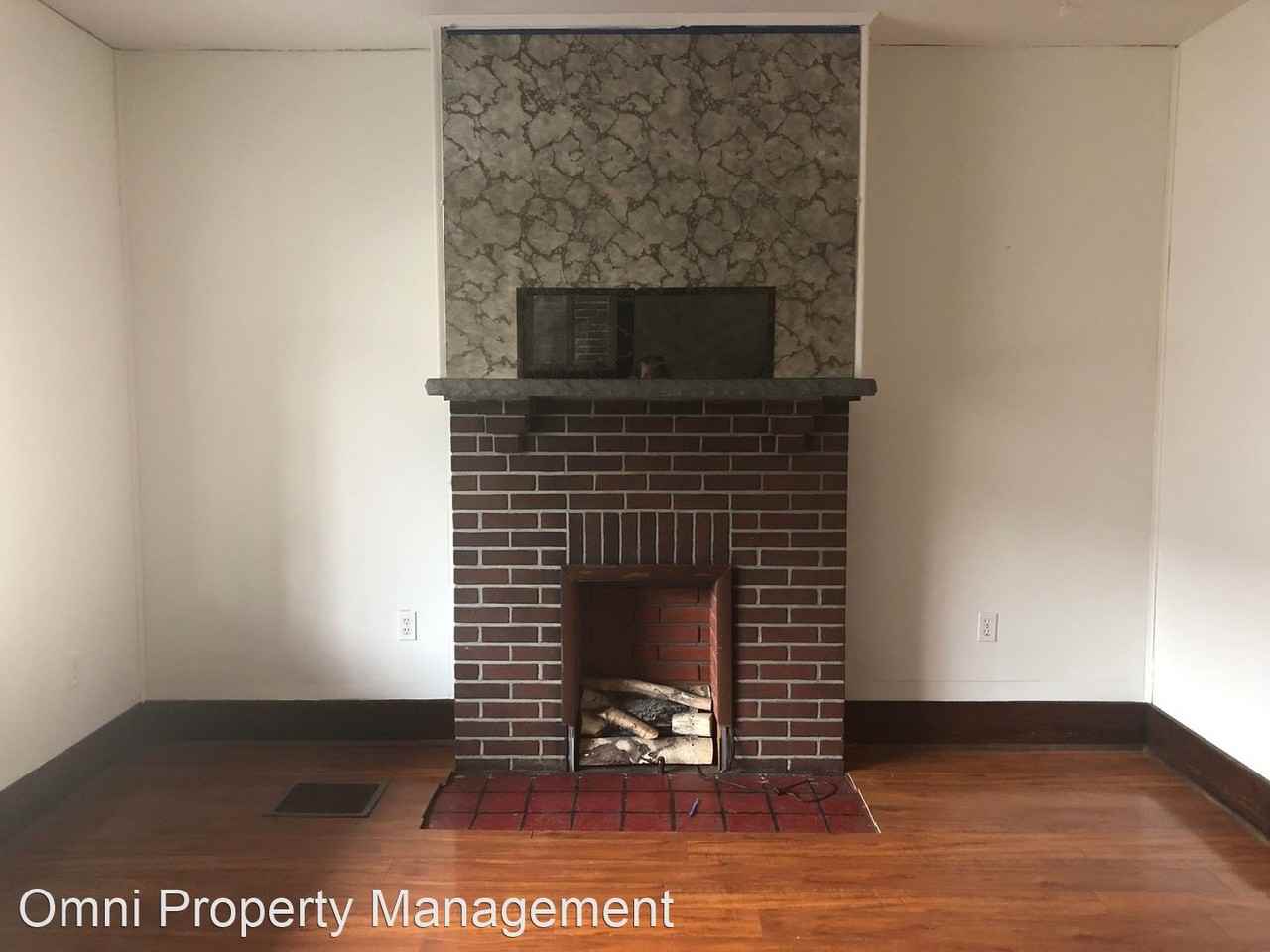 1376 Herman St - Photo 2 of 9