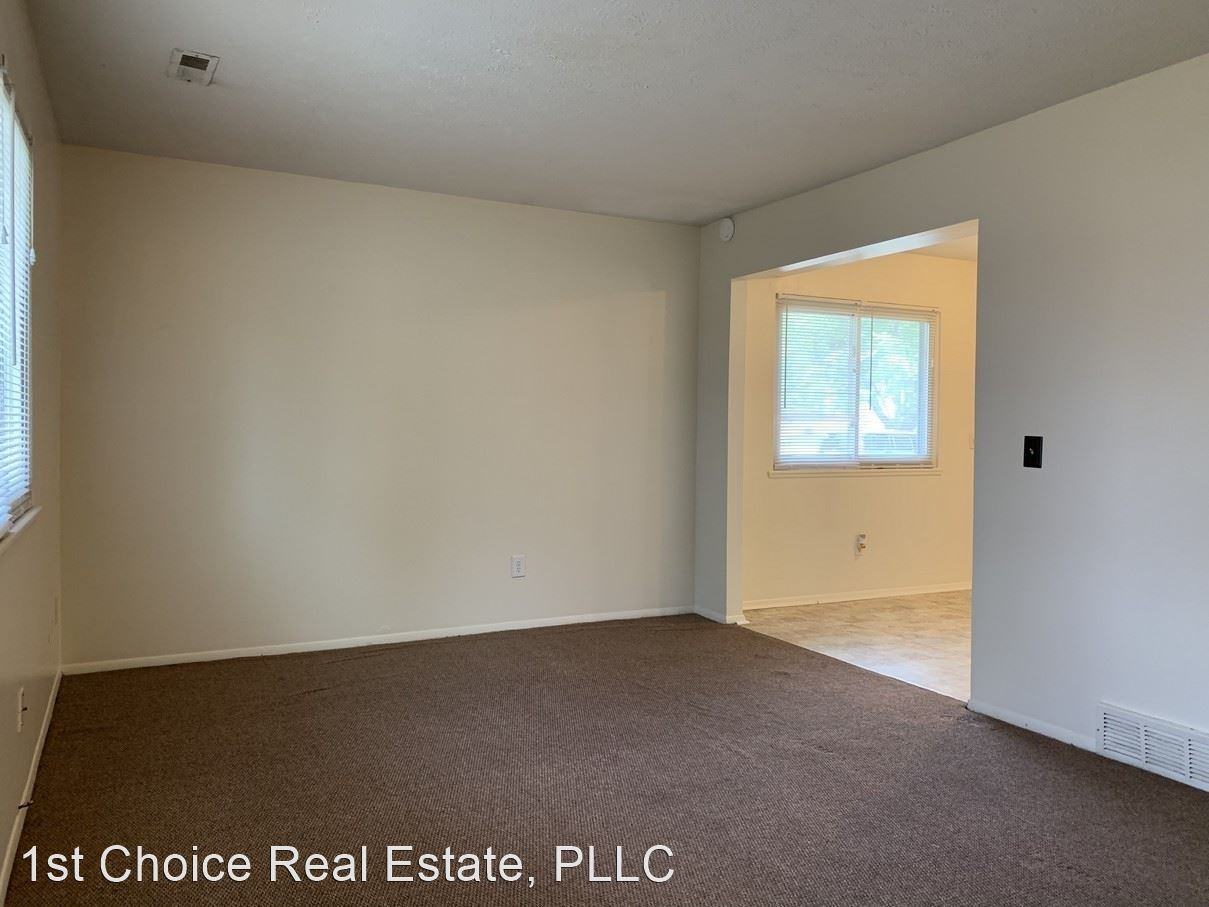 4449 Harding Ave - Photo 3 of 15