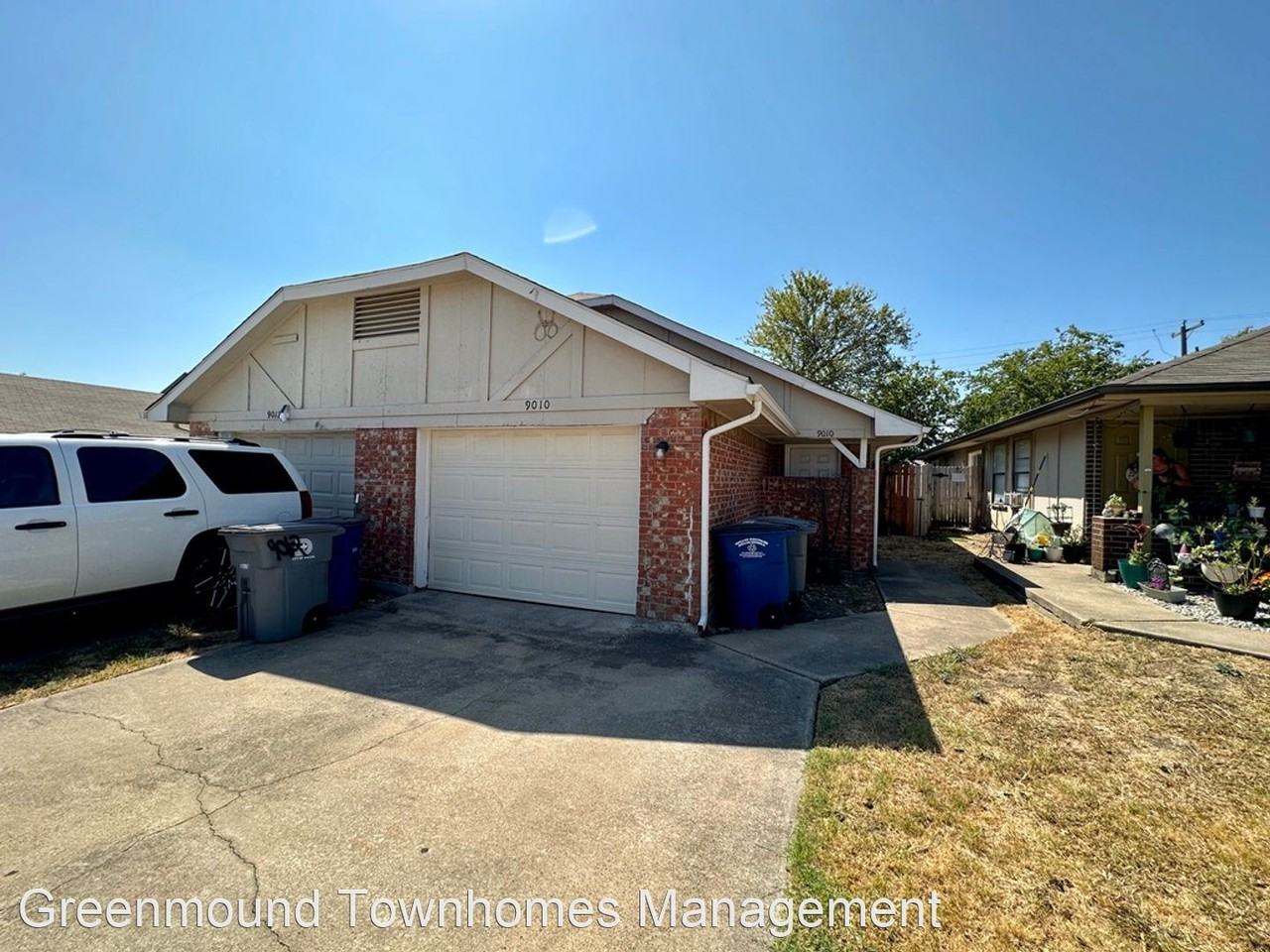 9012 9010 Greenmound Ave Apartments in Buckner Terrace Everglade Park