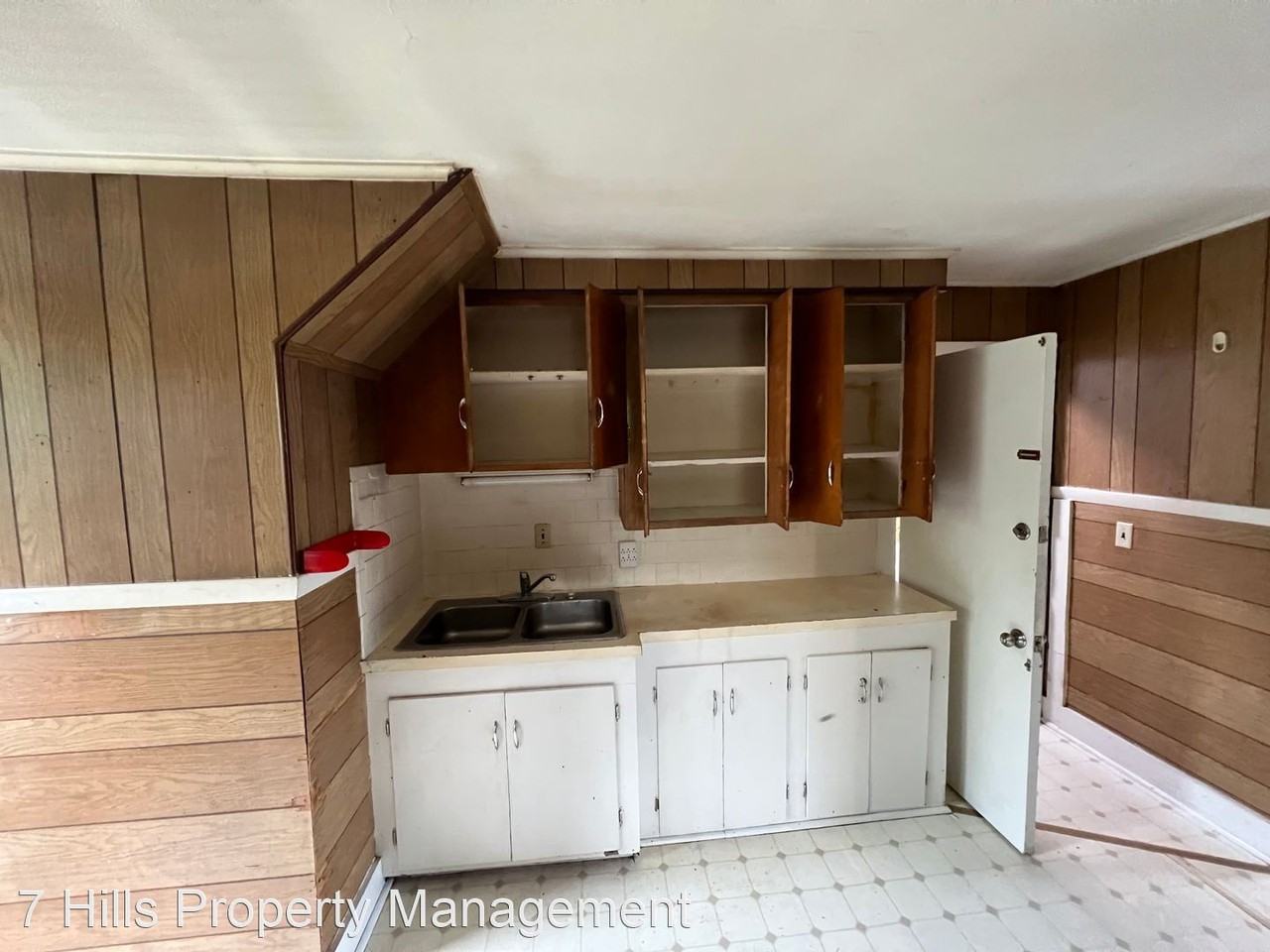 140 Furnace Street - Photo 3 of 6