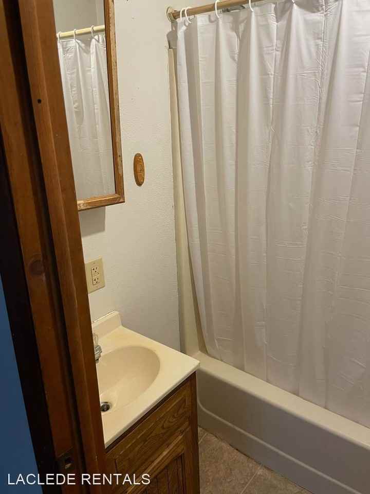 105 Frisco St - Photo 3 of 10