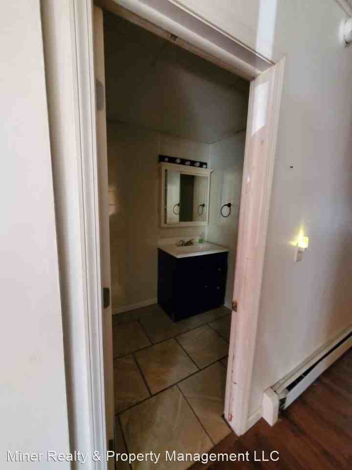 128 Third Street - Photo 3 of 5