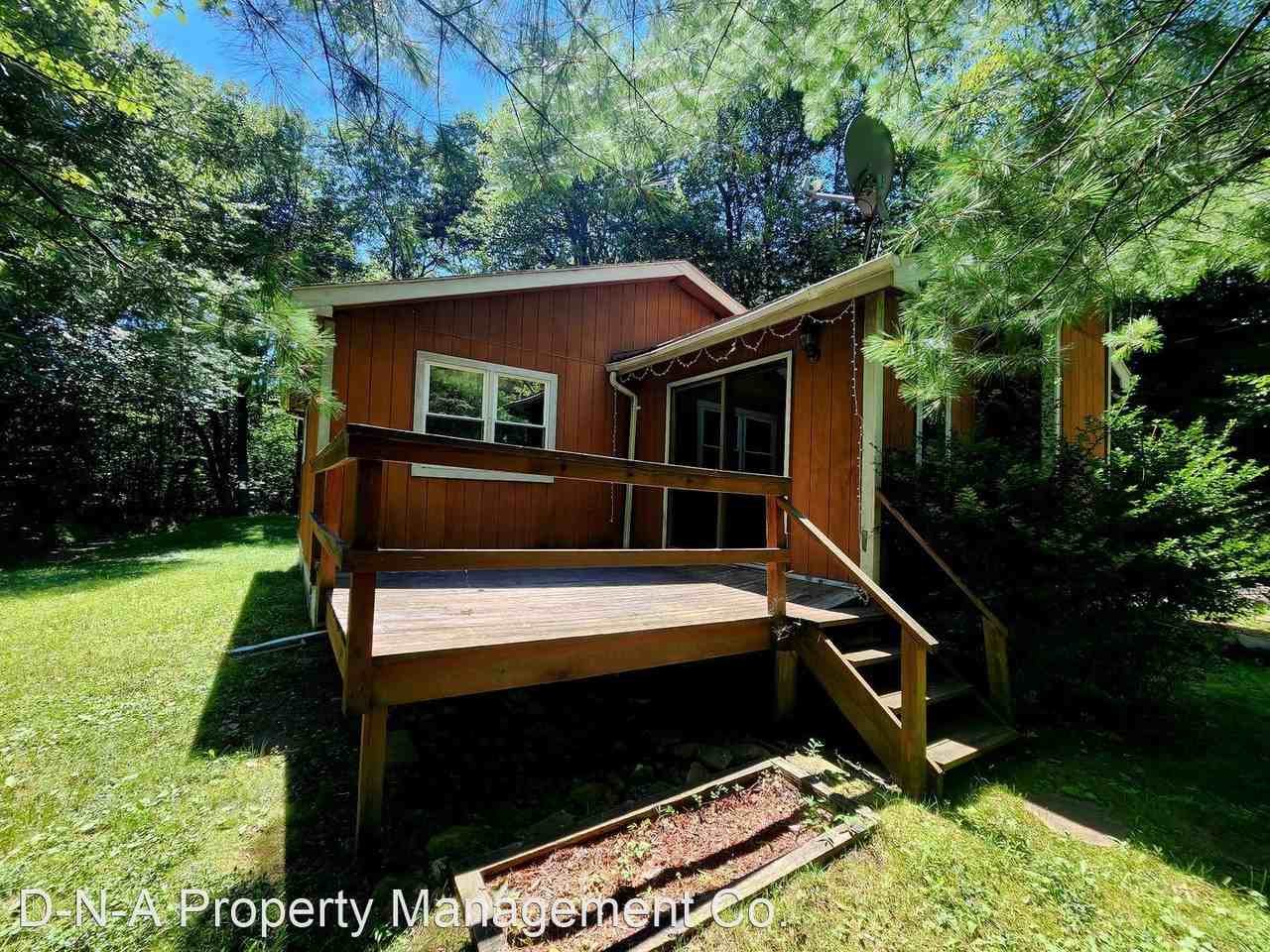 272 Coach Rd - Photo 2 of 7