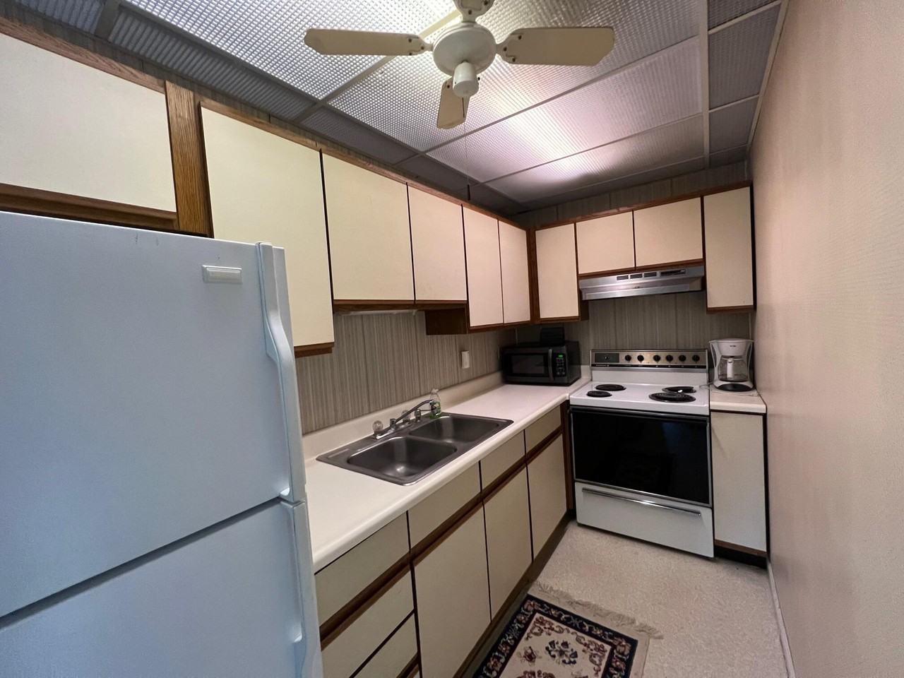 14 Walnut St - Photo 3 of 8