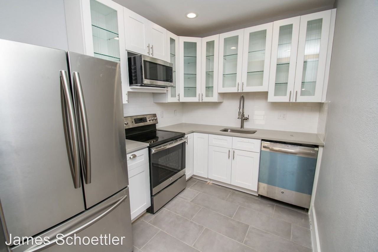 1400 Lipan Street - Photo 3 of 10