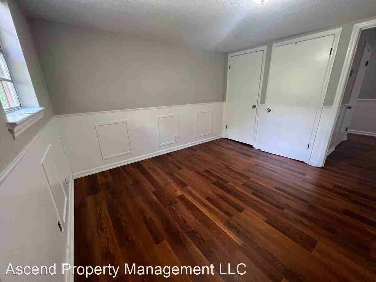 3216 Gleason Drive - Photo 3 of 7