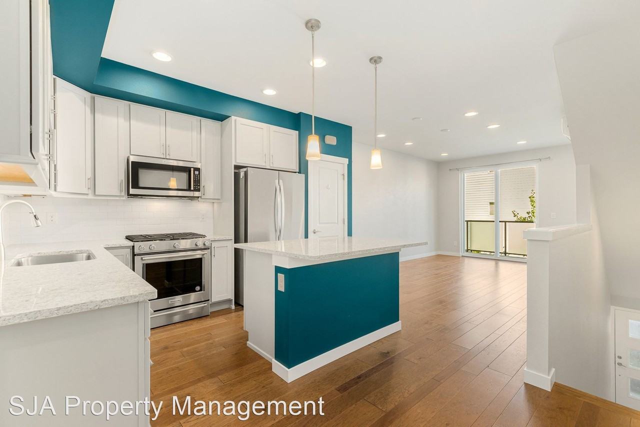 3571 Ne 146th Pl - Photo 3 of 16