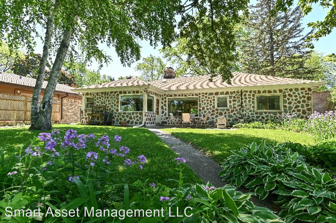 720 W Rock Pl - Photo 2 of 23