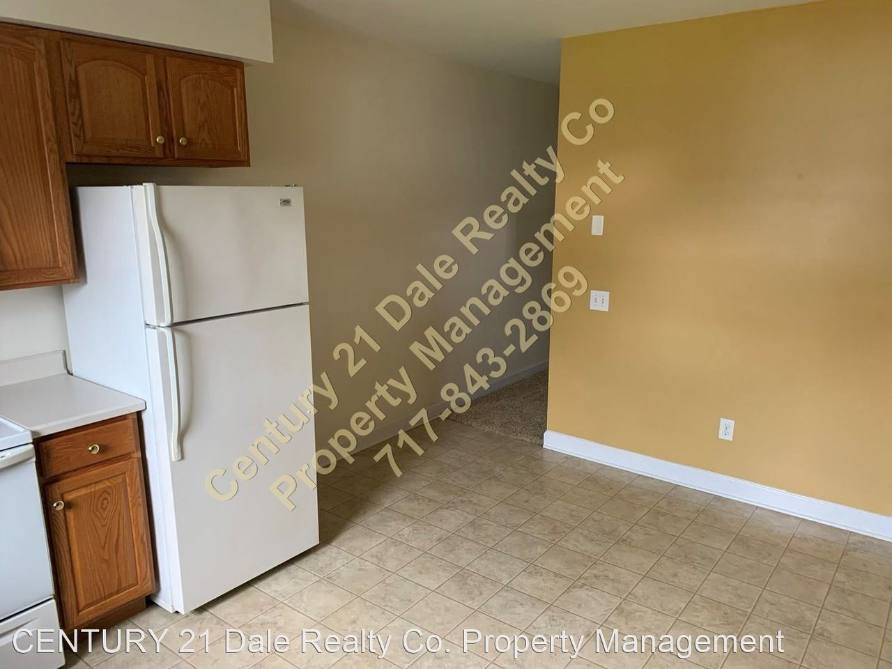 735 Linden Ave. - Photo 2 of 13