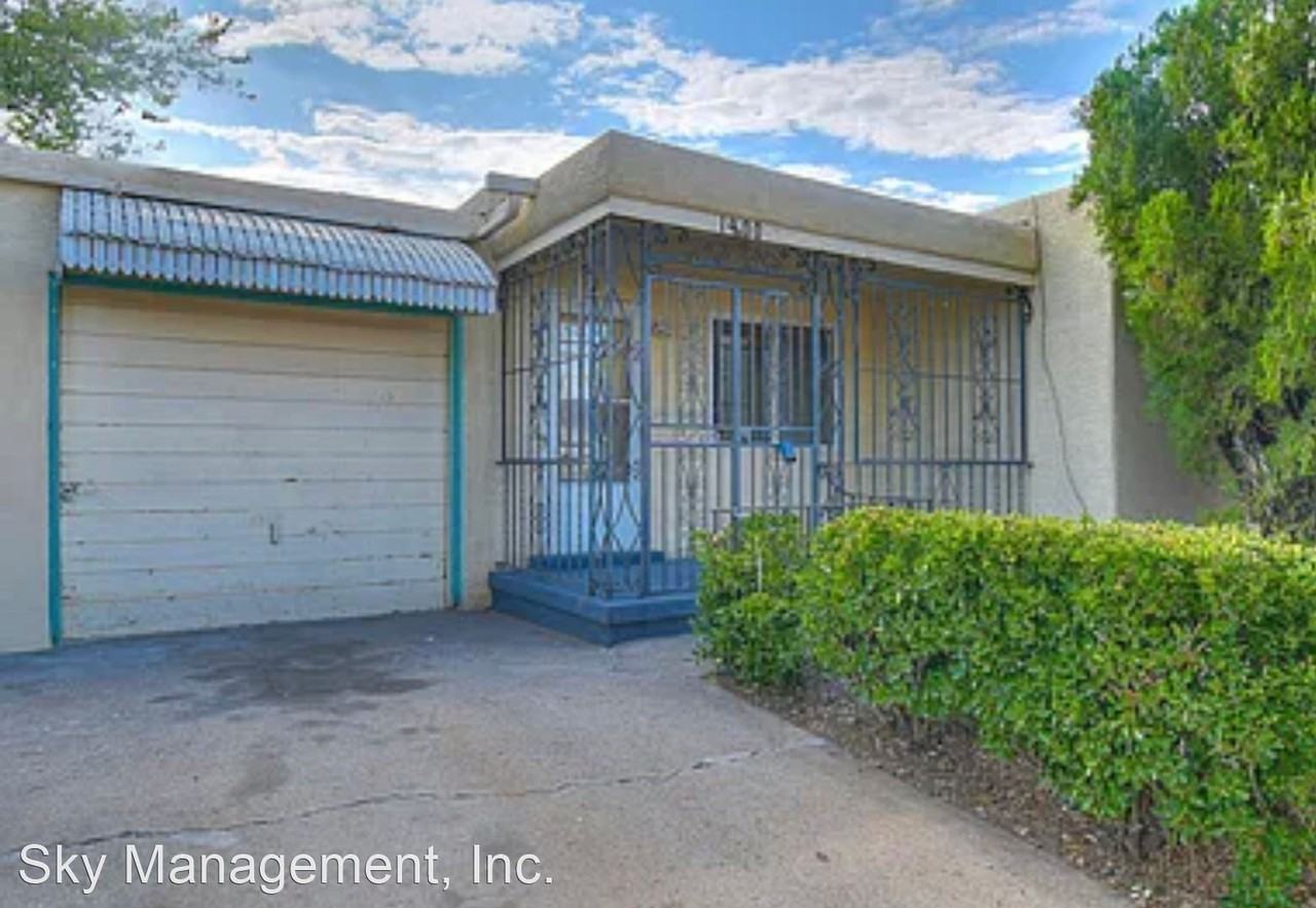 1400 Buena Vista Dr Se - Photo 3 of 30