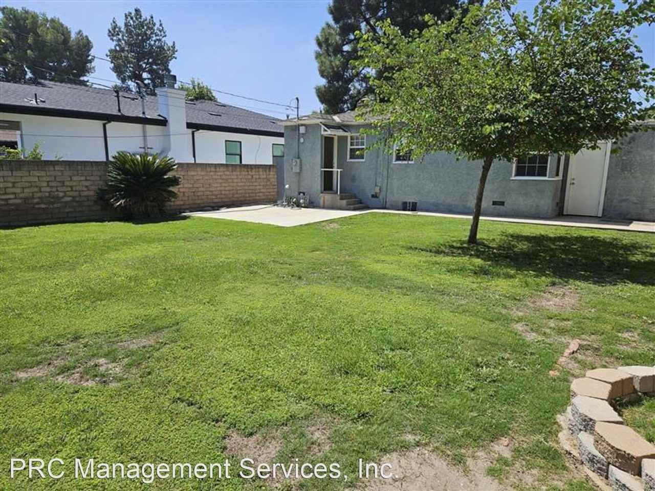 1036 N Frederic St - Photo 3 of 14