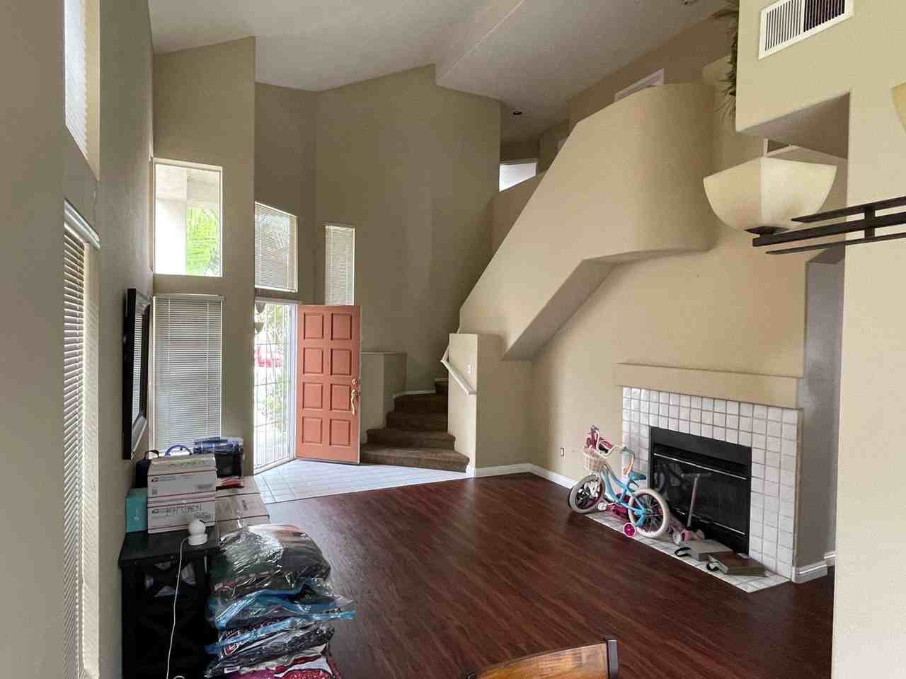 524 Kiley Rd - Photo 2 of 20