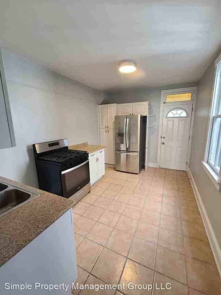 1650A Cotton St - Photo 2 of 7