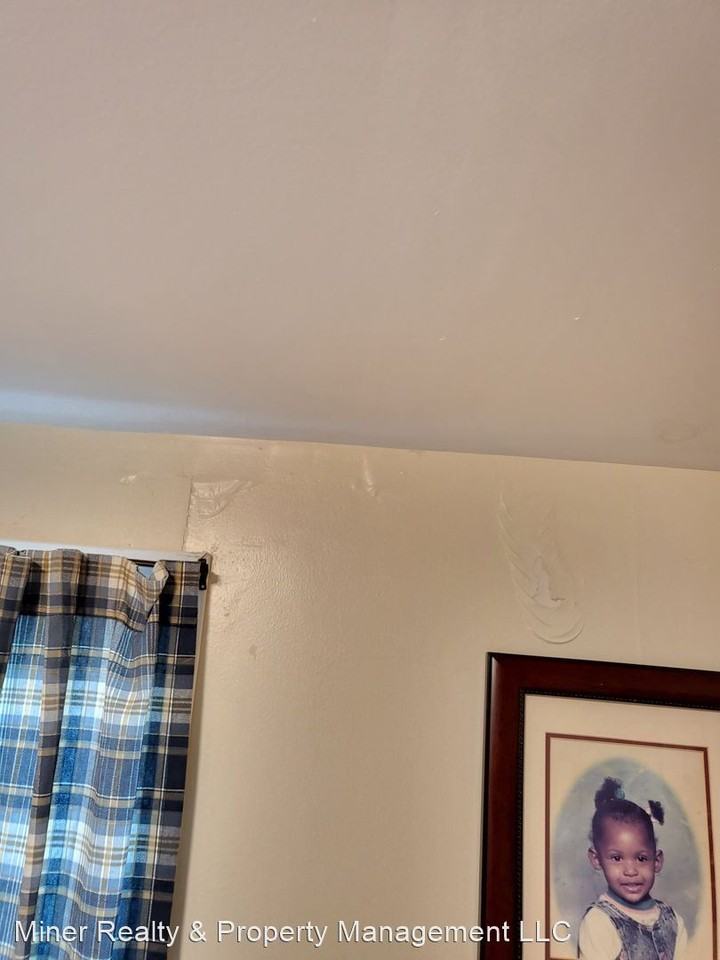 406 Mayberry Rd - Photo 3 of 7