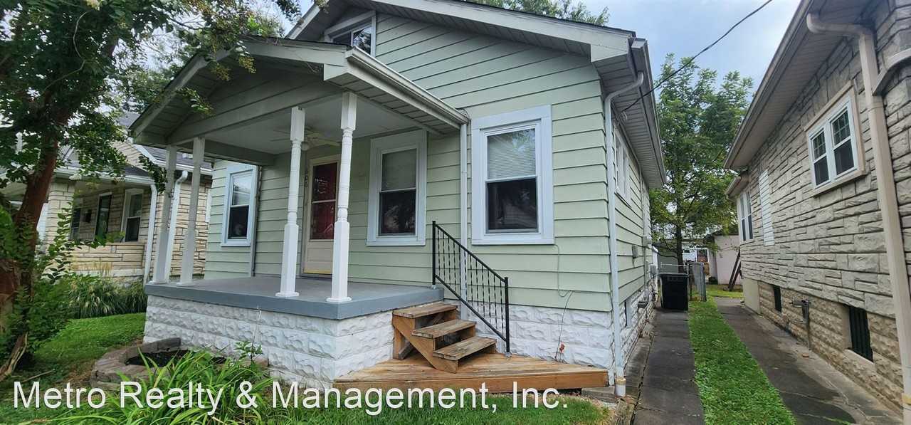 606 E Brandeis Ave - Photo 2 of 49