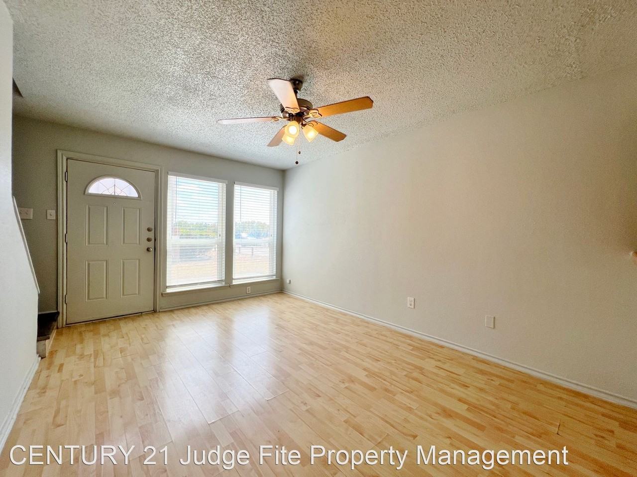 4917 Miller Ave - Photo 3 of 11