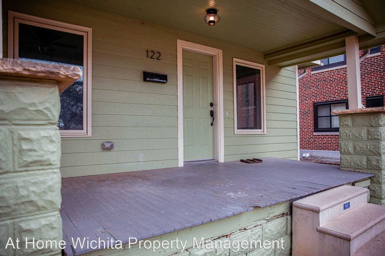 122 S Vine St - Photo 3 of 22