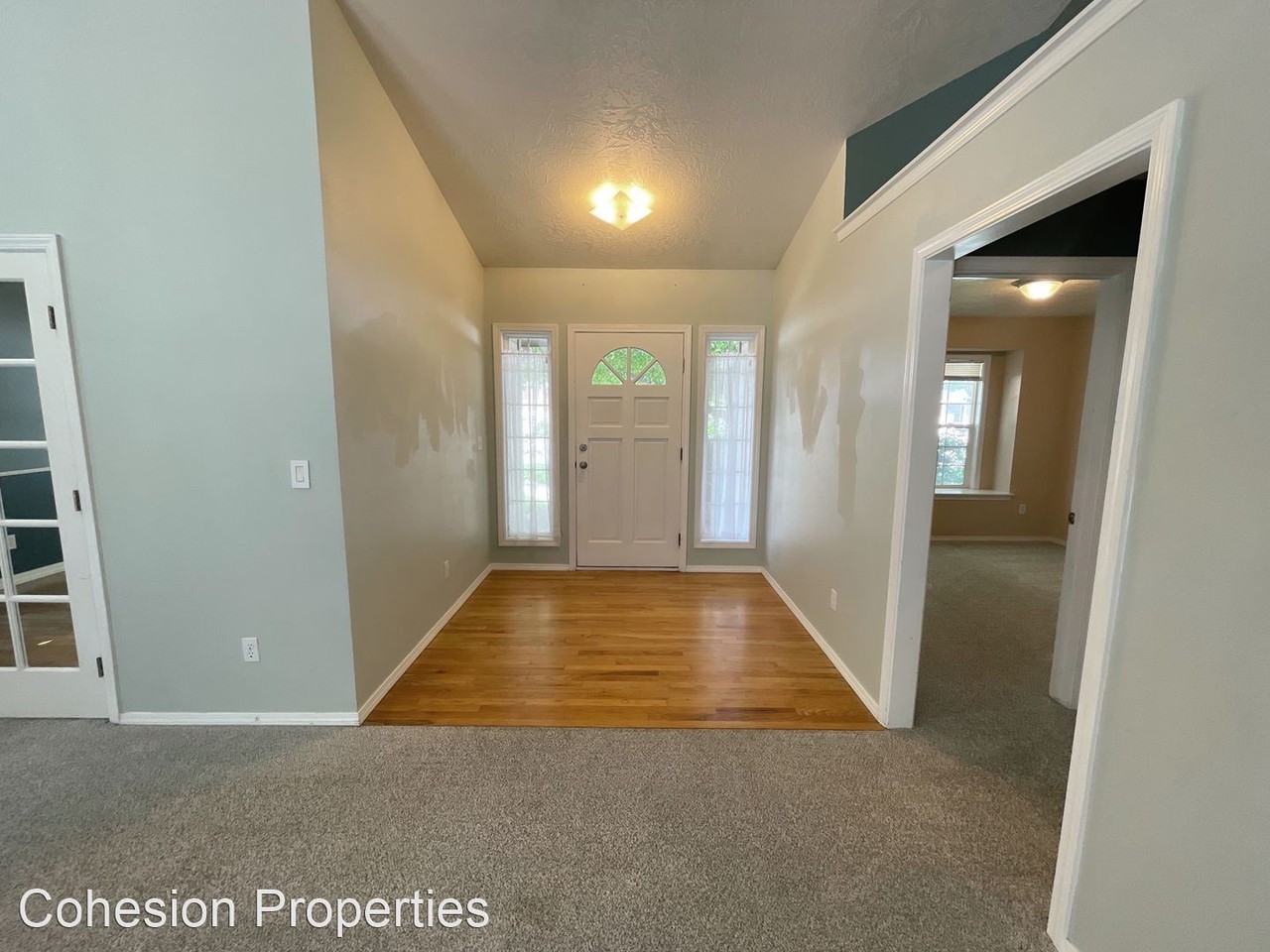 2528 N Bobcat Way - Photo 3 of 38
