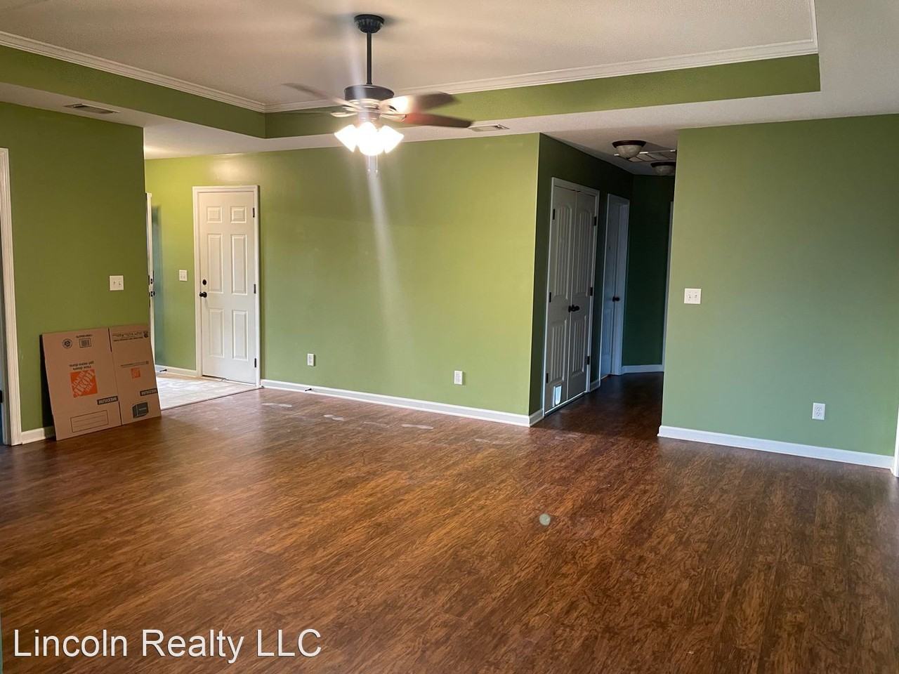 22 Edward Dr - Photo 3 of 14