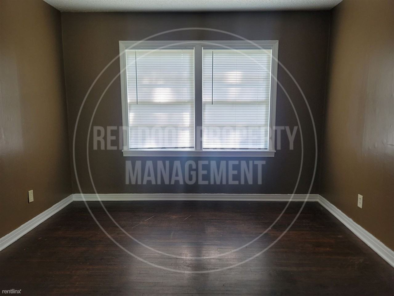 706 S Sycamore St - Photo 2 of 6