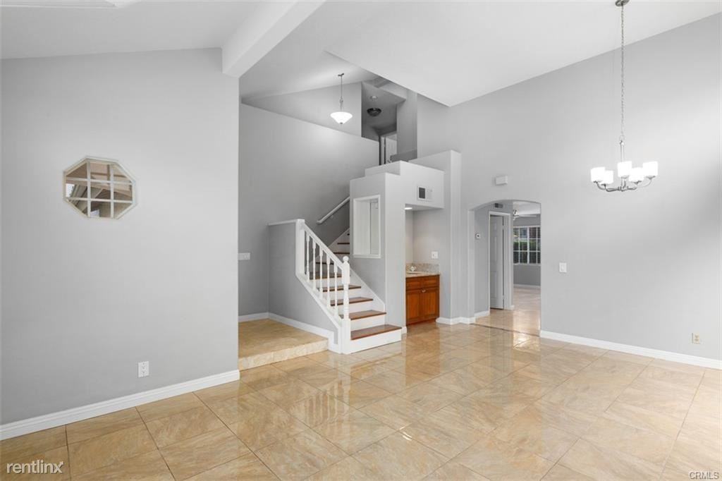 24772 Rigger - Photo 3 of 12