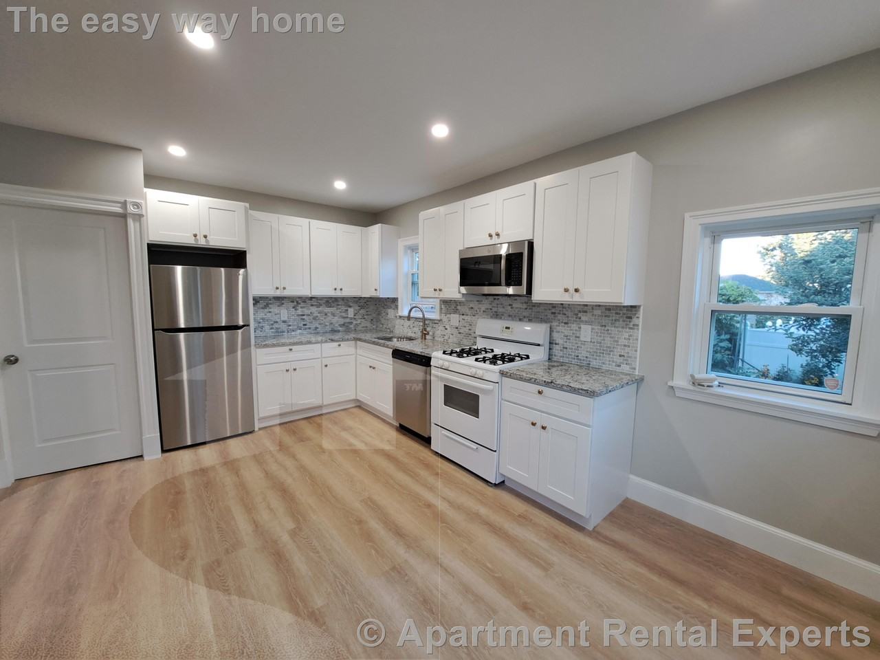 5 Oliver St - Photo 2 of 17
