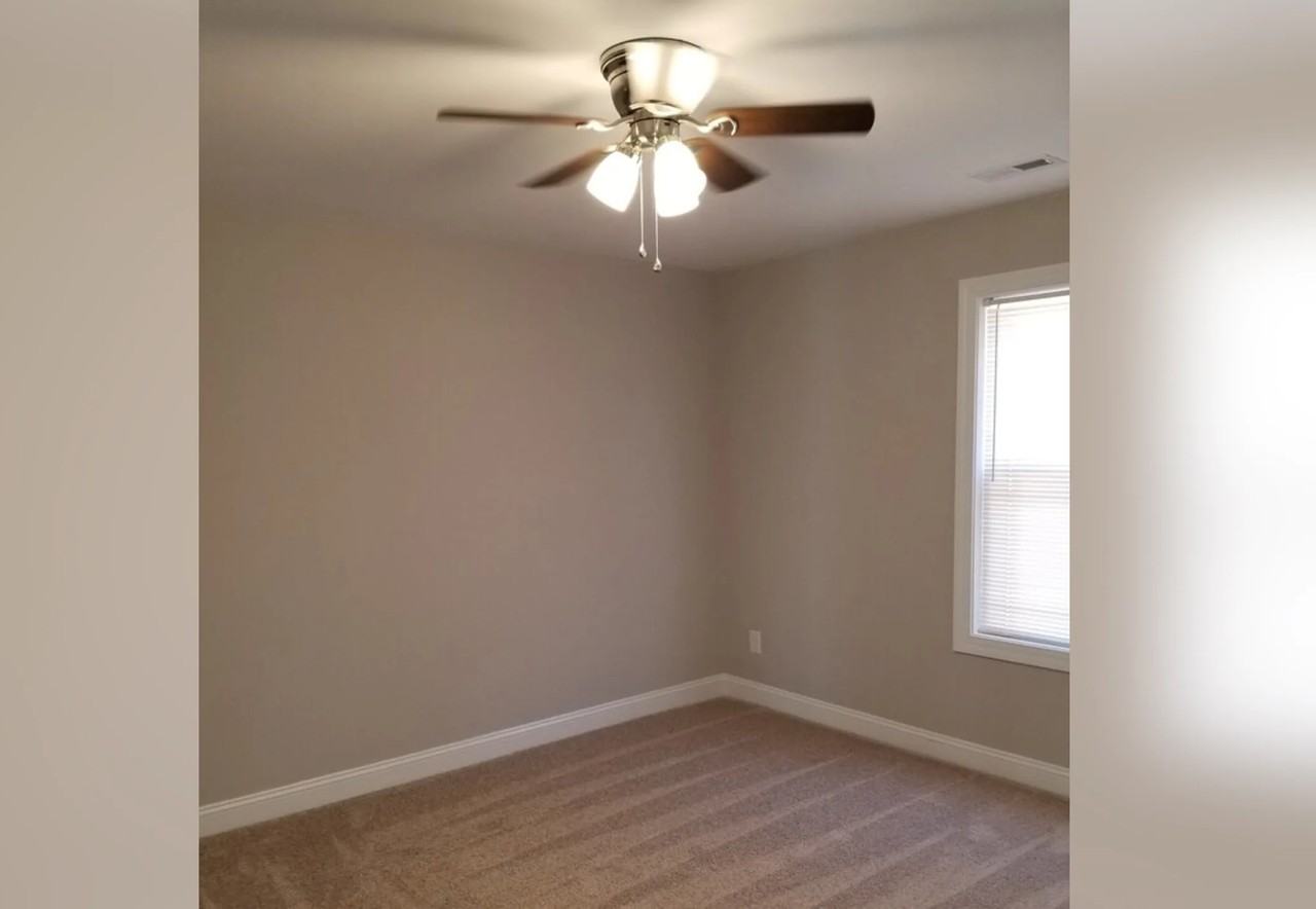 708 Murphy St - Photo 3 of 8