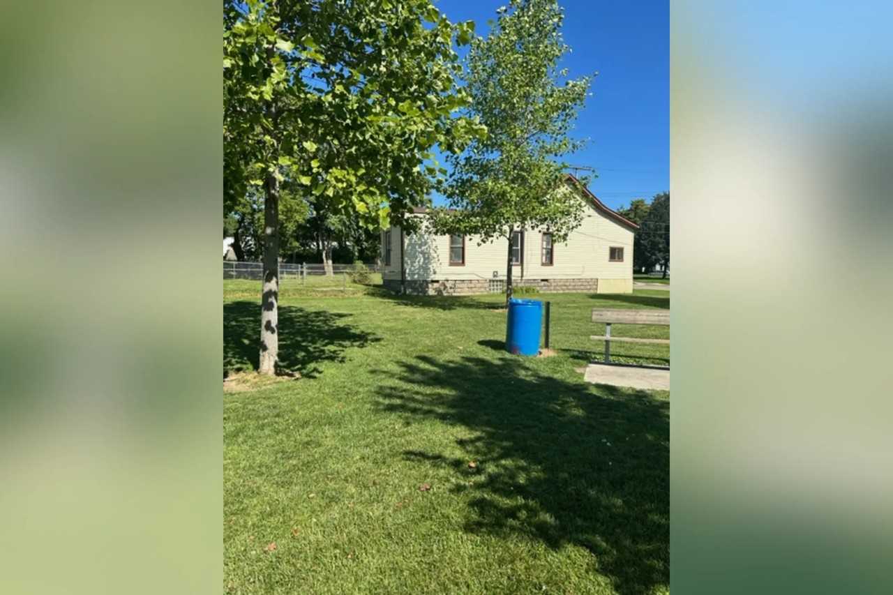 91 Park St, Mount Clemens, MI 48043 2 Bedroom House for 1,050/month Zumper