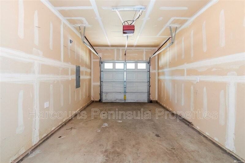 7618 Berkeley Pl Ne - Photo 3 of 29