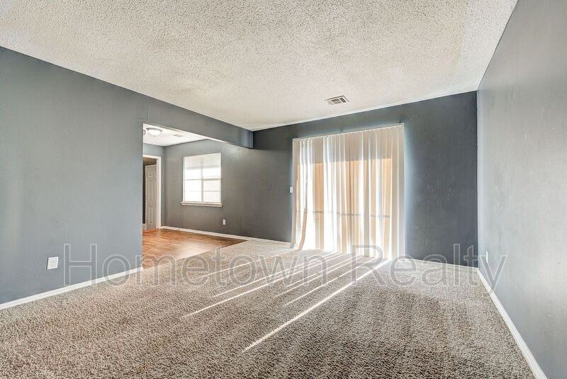 8616 N Harvey Ave - Photo 5 of 32