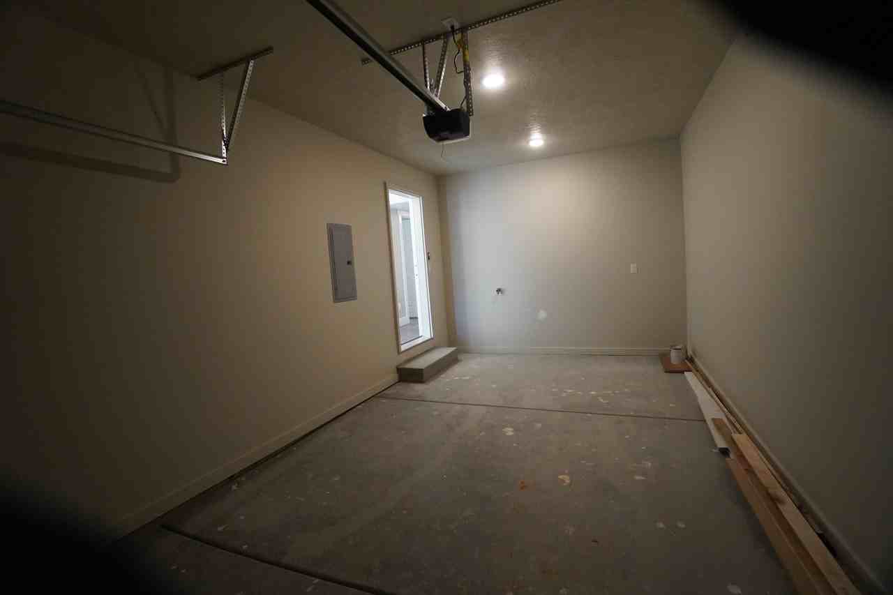 339 Nelly Ln - Photo 3 of 22