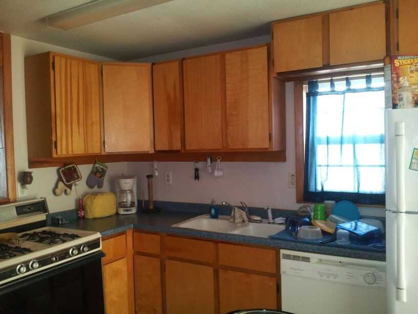 1719 W Olive St - Photo 3 of 6