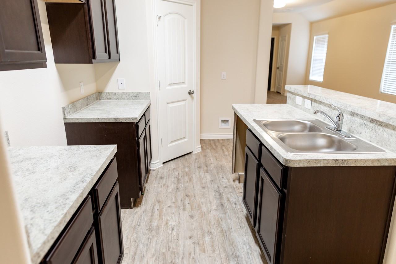 4117 Summersweet Ln - Photo 3 of 11
