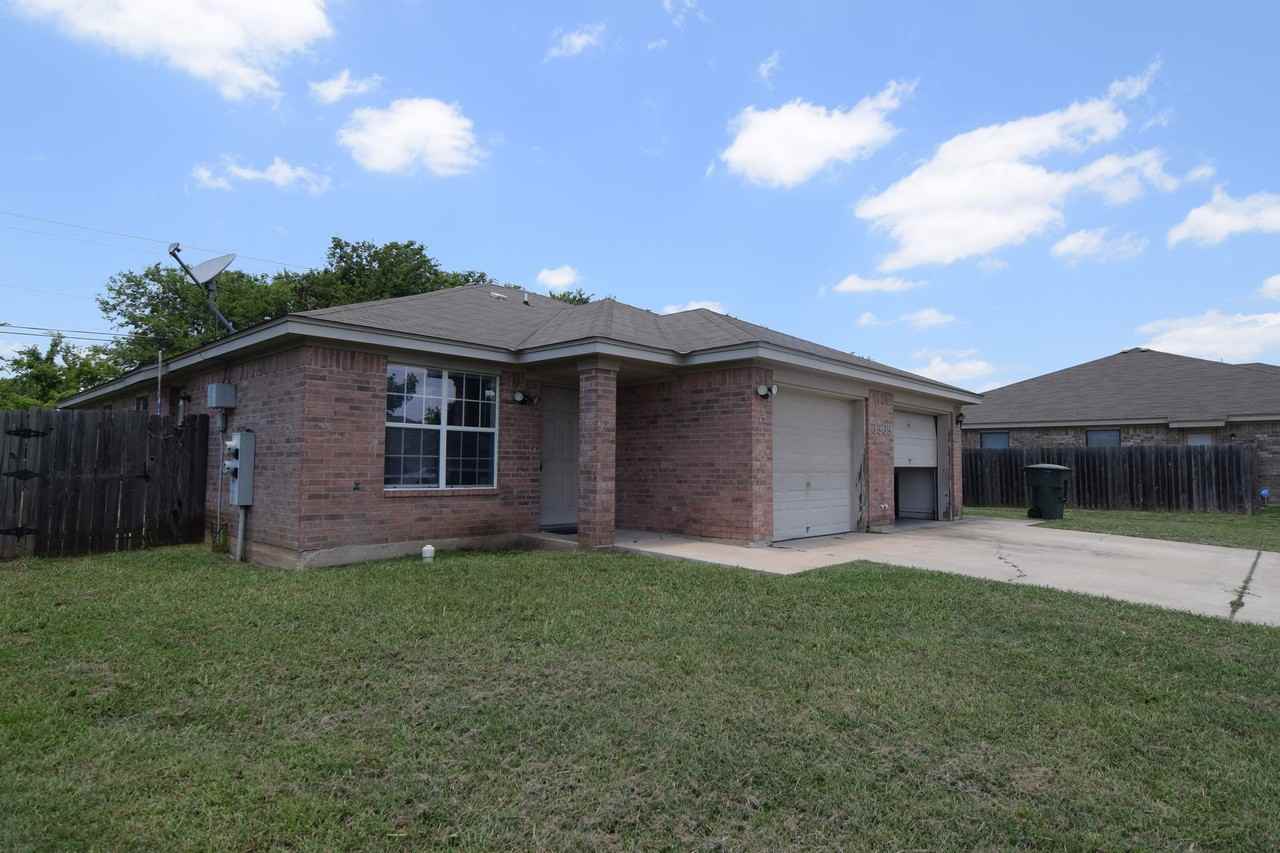3309 Alicante Ct - Photo 2 of 18