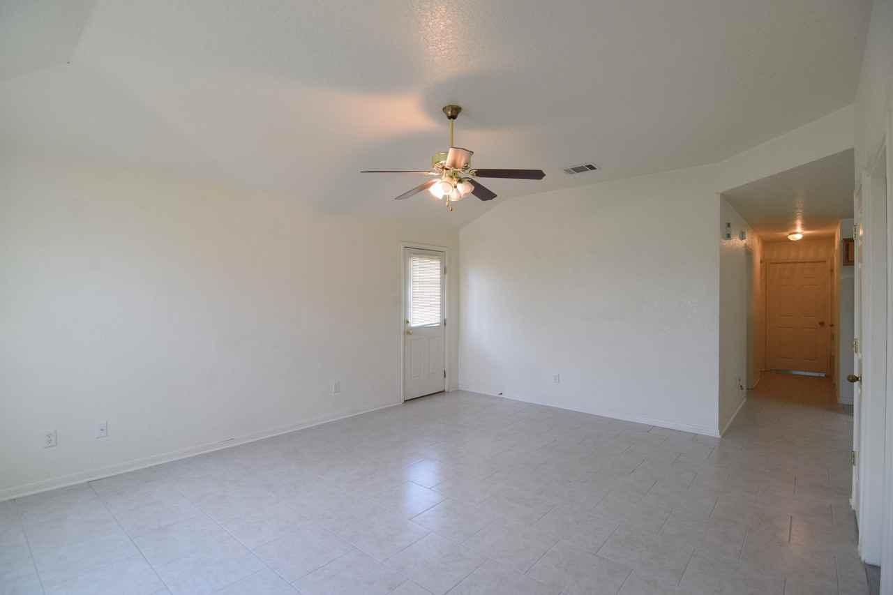 3309 Alicante Ct - Photo 6 of 18