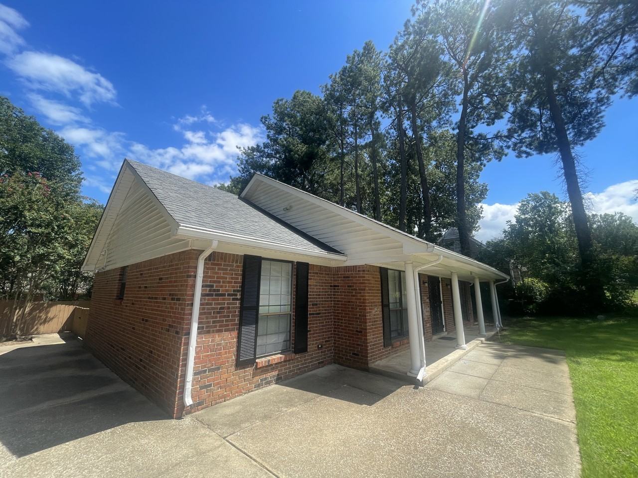 3132 George Cv - Photo 2 of 23