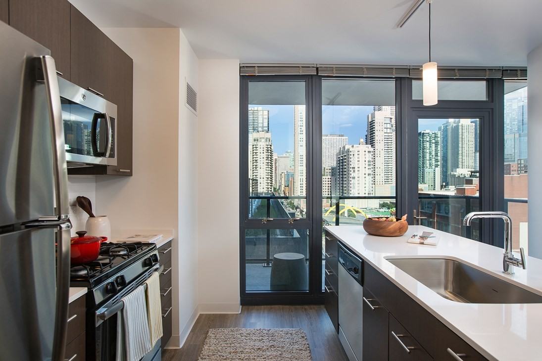 N Wells St #1001 - Photo 2 of 18