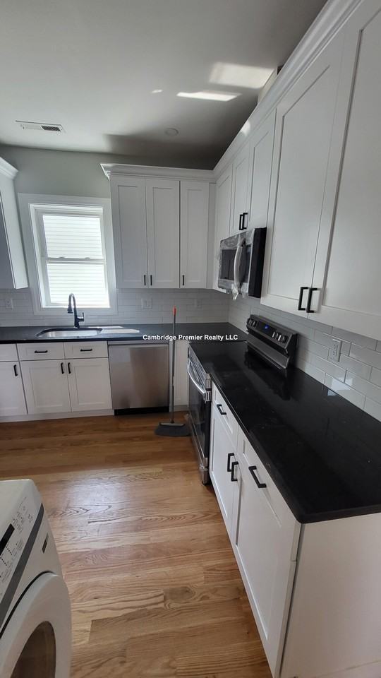 Thornton St #1 - Photo 2 of 20