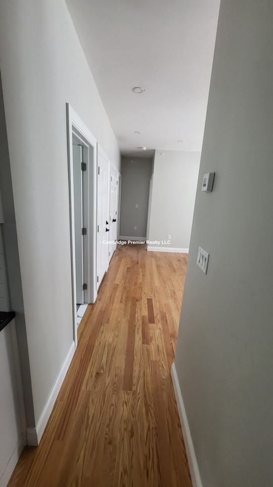 Thornton St #1 - Photo 3 of 20