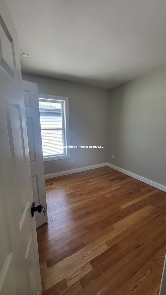 Thornton St #1 - Photo 5 of 20