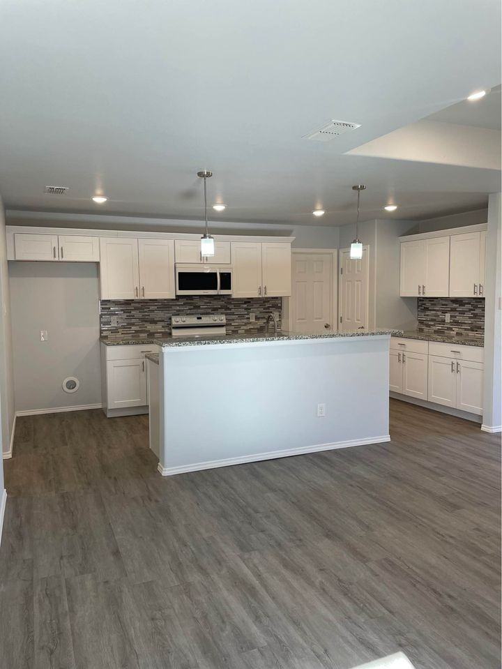 1432 14th Street - Photo 2 of 6