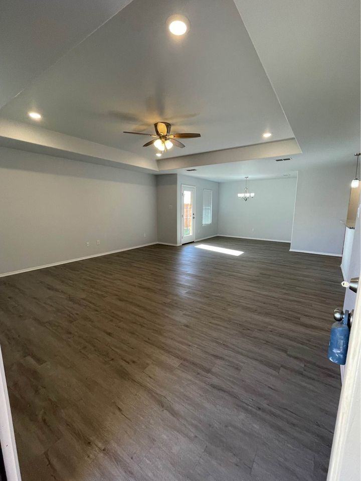 1432 14th Street - Photo 3 of 6