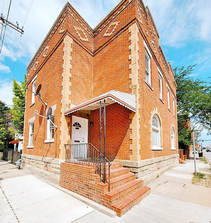 987 Parsons Ave #987 - Photo 2 of 20