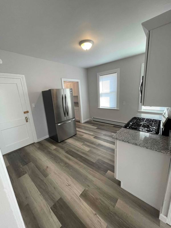 9 Berlin St #1 - Photo 2 of 8