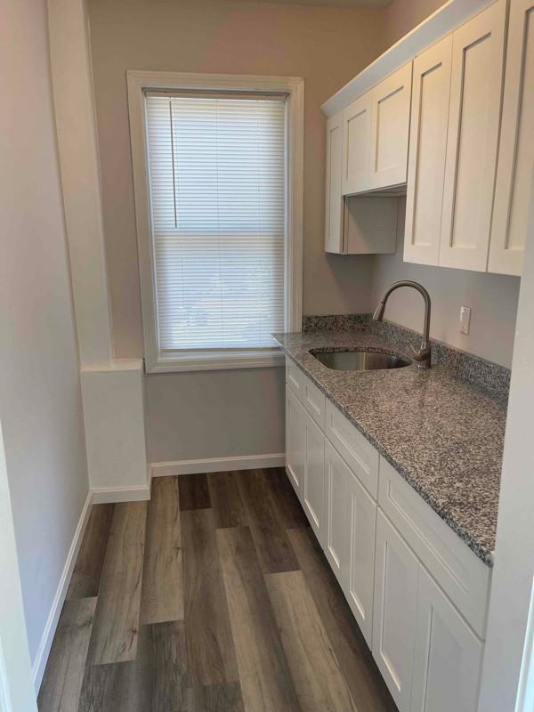 9 Berlin St #1 - Photo 3 of 8