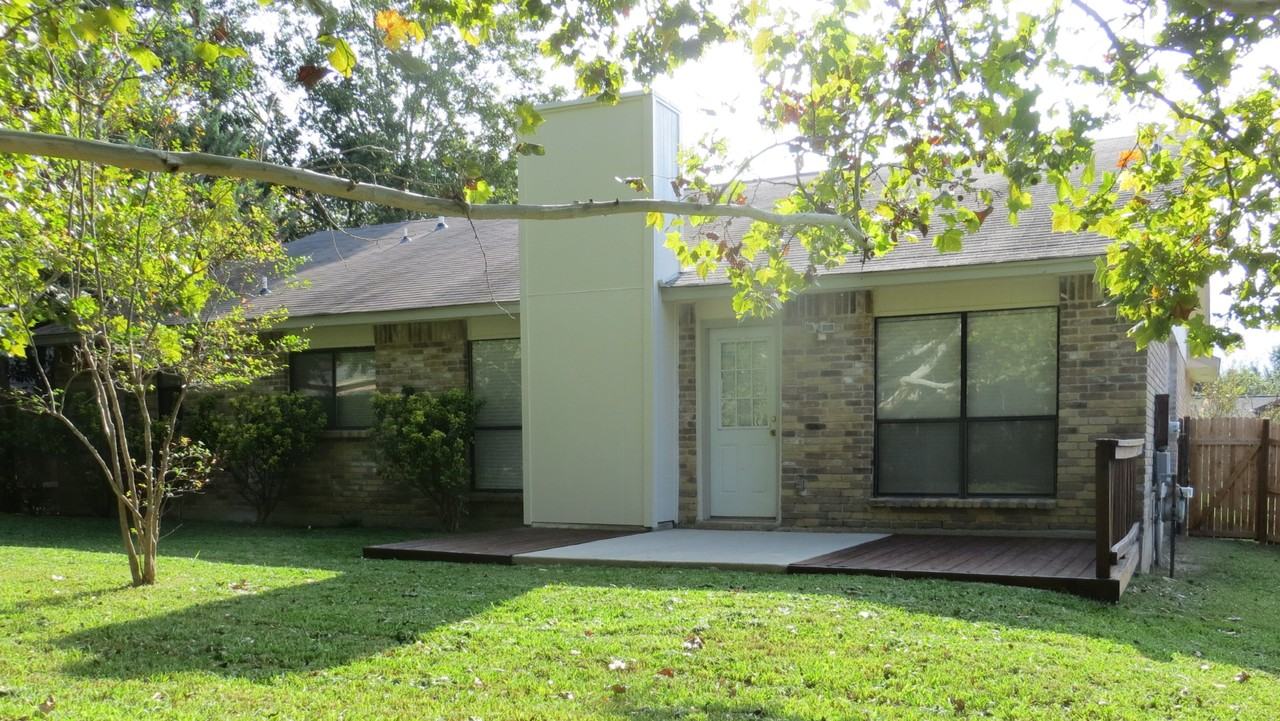 5839 Spring Vly #NA - Photo 2 of 10