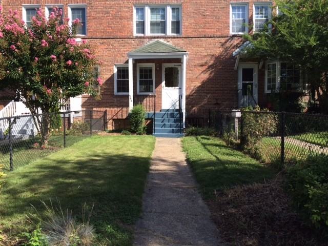 566 E Nelson Ave - Photo 2 of 17