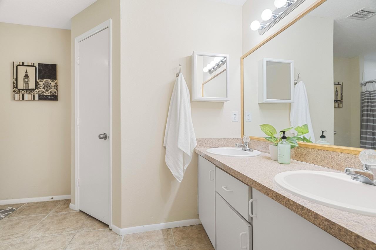 Meadowood Loop - Photo 2 of 10