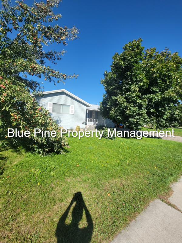 228 Brent Way - Photo 2 of 17